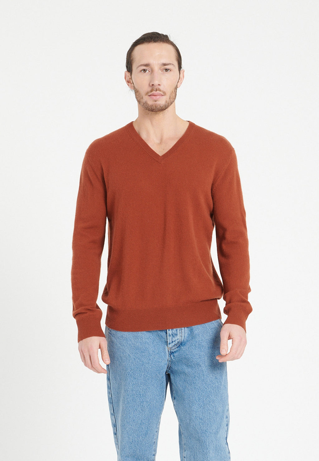 Pull col V homme en cachemire terracotta - LUKE 1 Studio Cashmere8