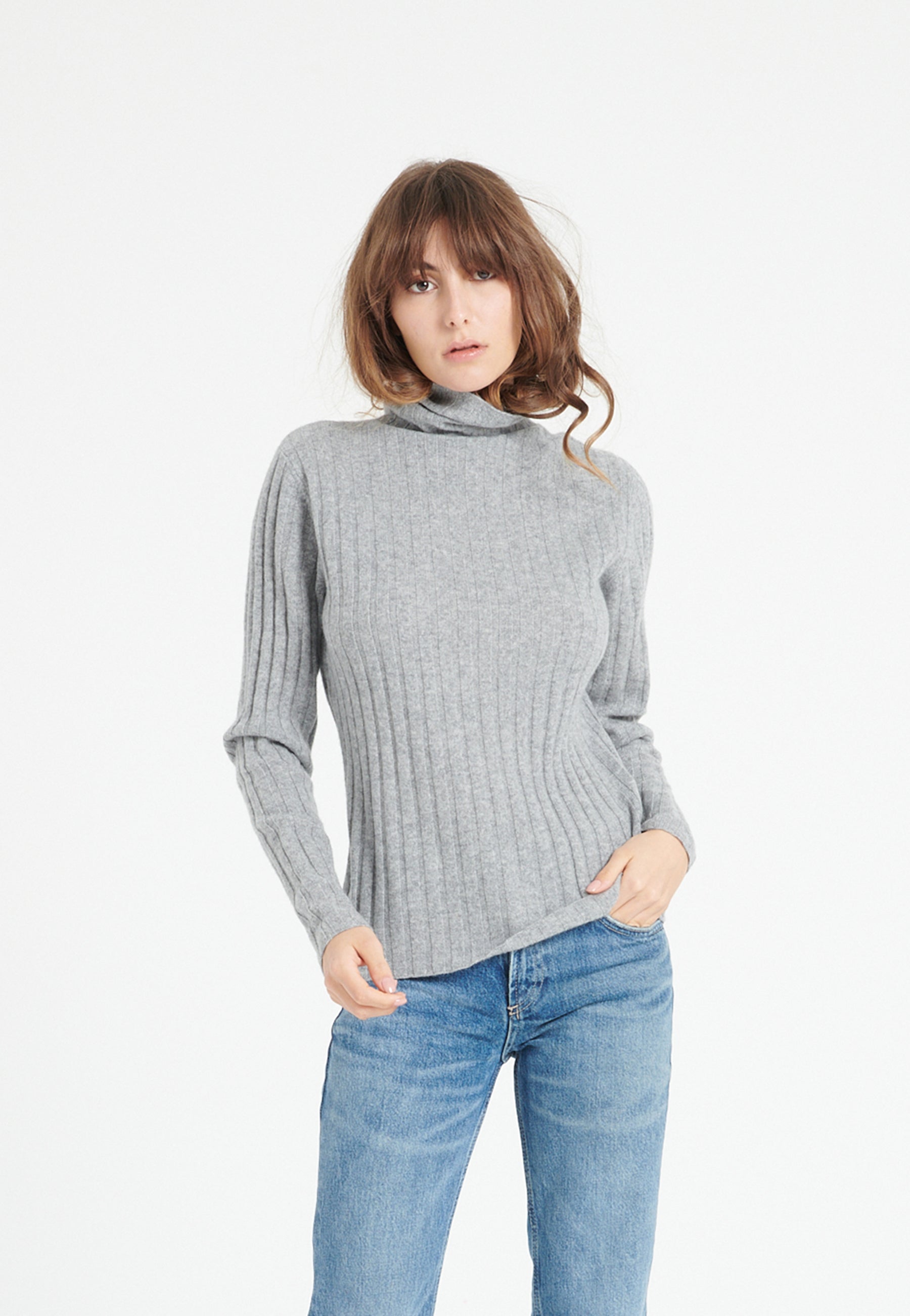 Pull col roulé femme en cachemire gris clair - LILLY 15 Studio Cashmere8