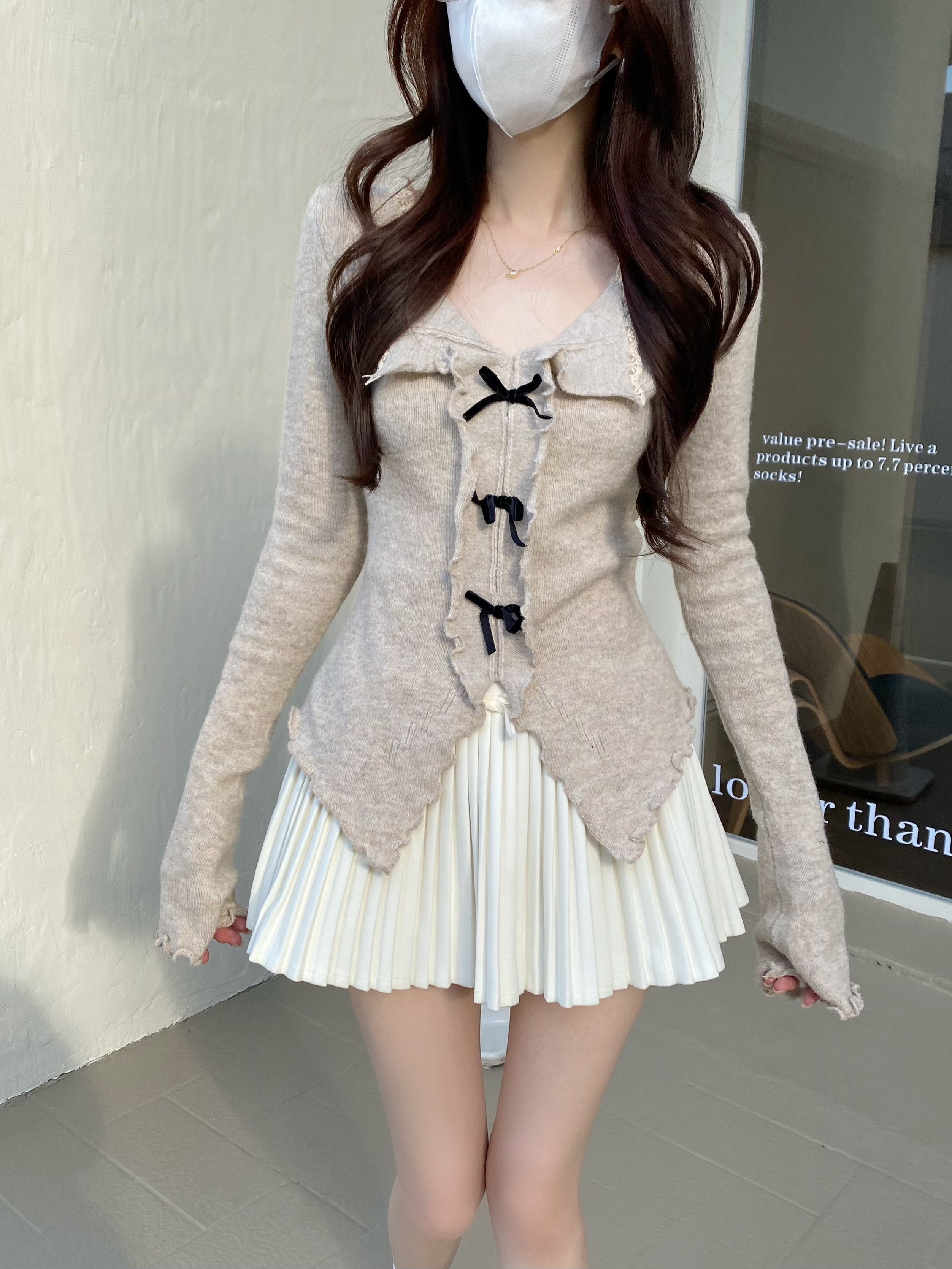 Milky White Wooden Ear Bow V-neck Sweater Women Clarke Vibe Store