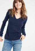 Pull col V femme en cachemire bleu marine - LILLY 2A Studio Cashmere8