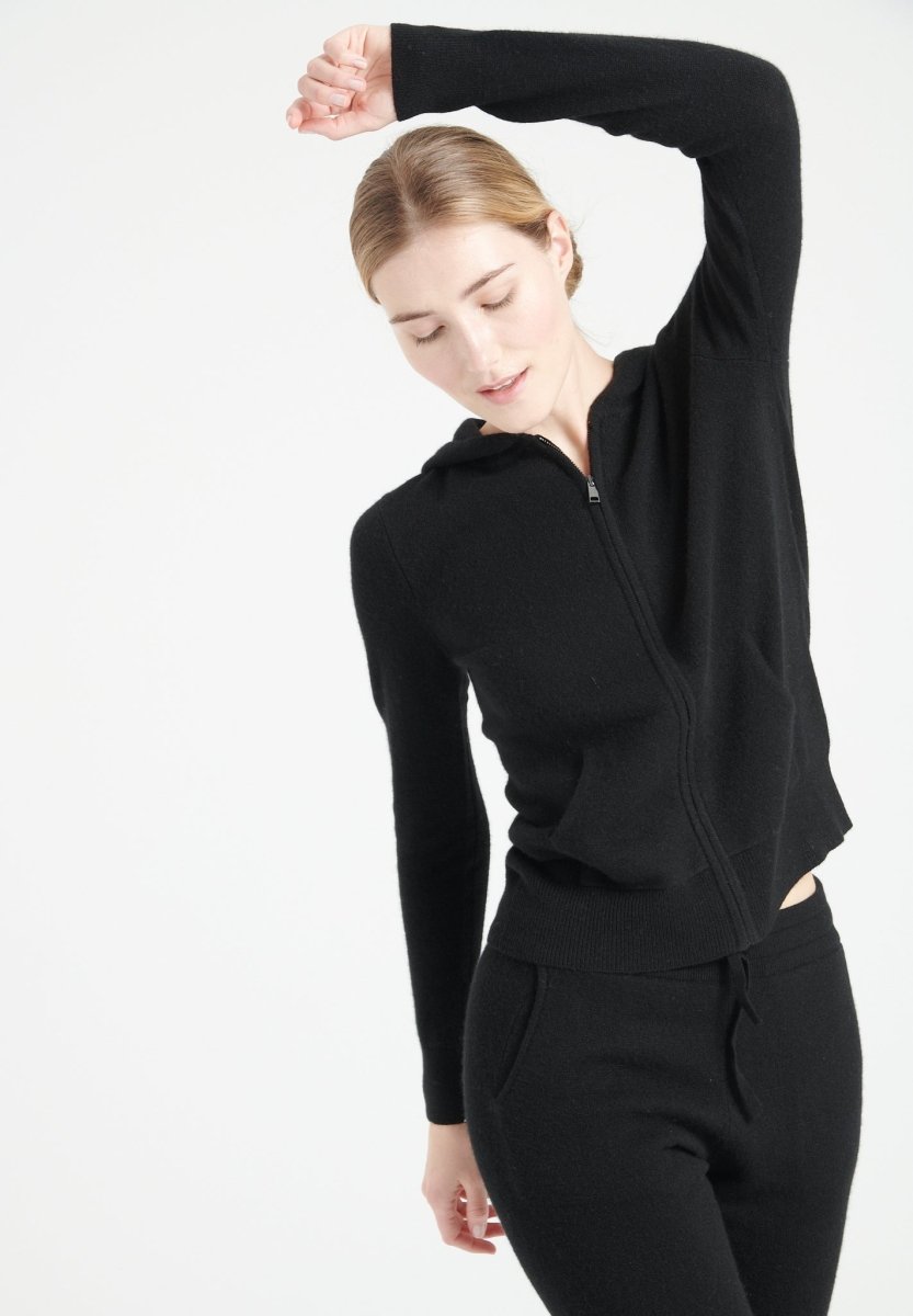Sweat à capuche femme en cachemire noir - LILLY 8 Studio Cashmere8