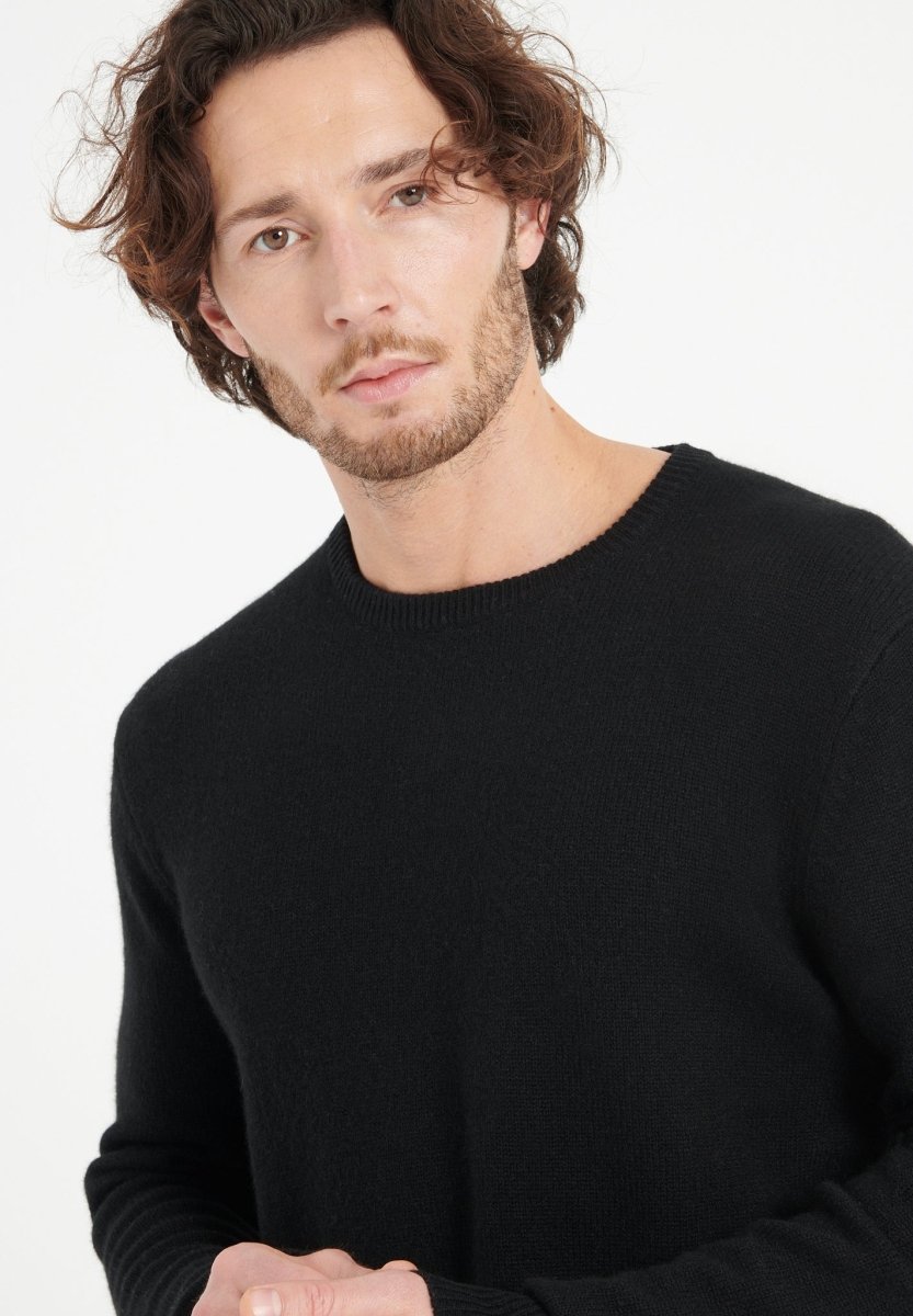 Pull col rond homme en cachemire 4 fils noir - LUKE 14 Studio Cashmere8